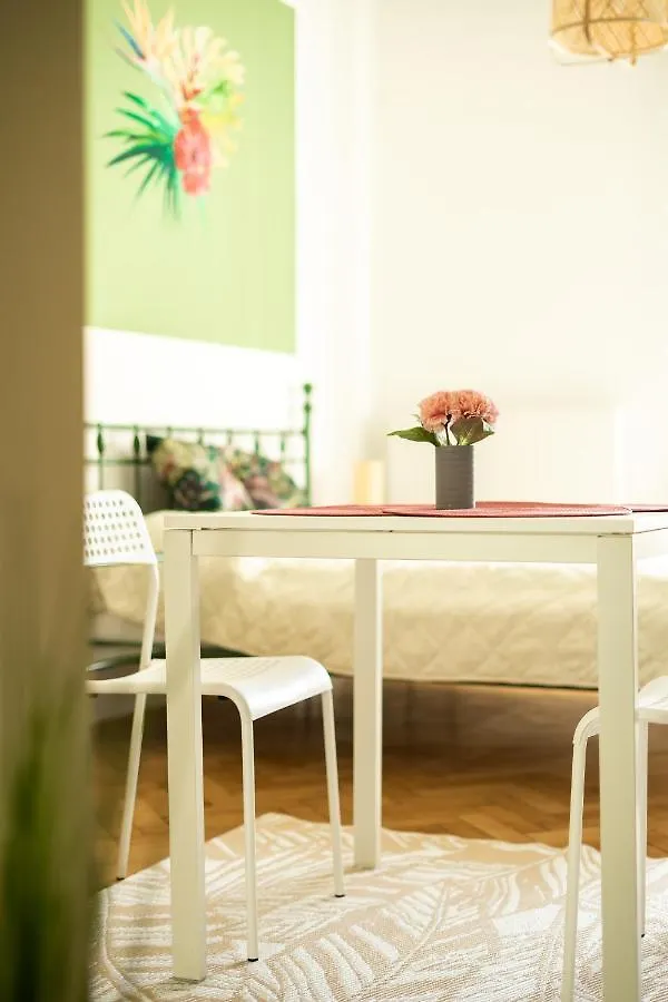 Colors Apartment Budapest